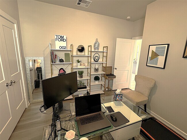 Building Photo - 16303 Tawny Emperor Dr