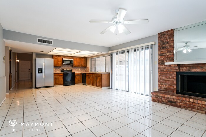 Building Photo - 1617 Whittenburg Dr