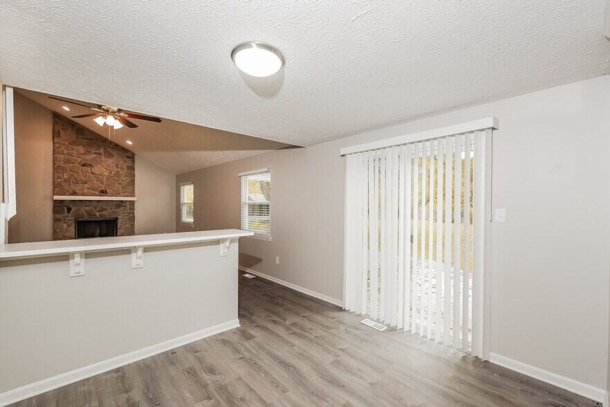 Building Photo - 7248 Eagle Bay N Dr