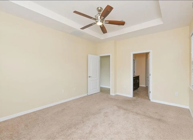 Building Photo - 2948 Oriole Dr