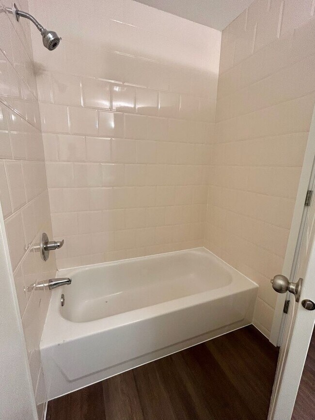 Building Photo - Capitol Hill Condominium
