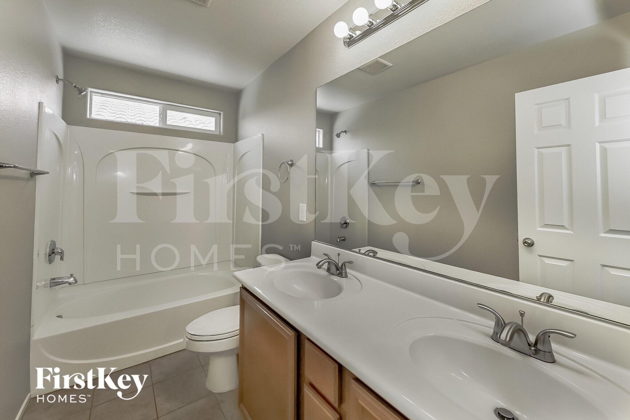 Building Photo - 8302 Time Machine Ave