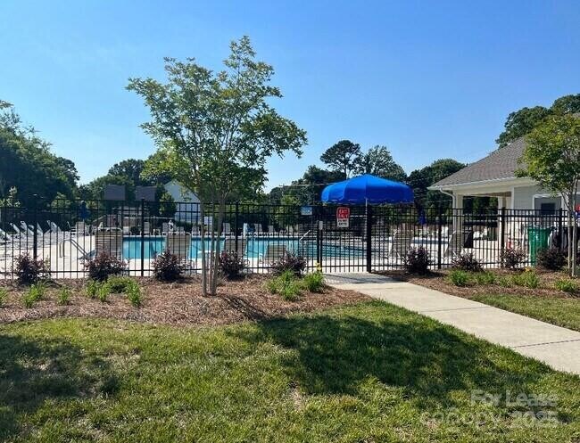 Building Photo - 6828 Pennyroyal Wy