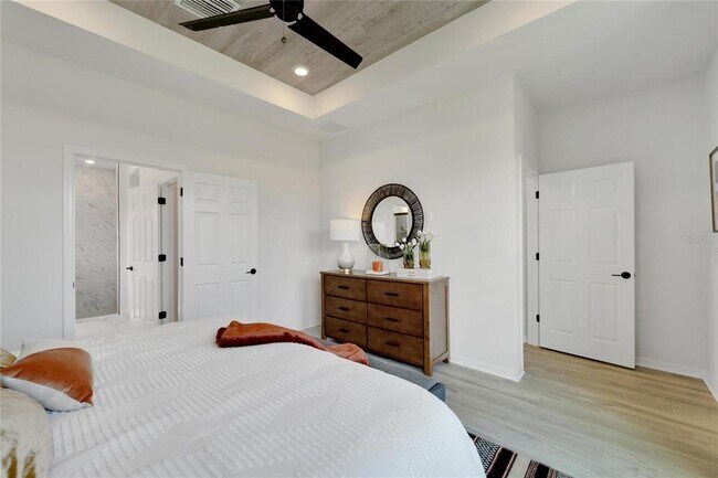 Building Photo - 5414 Silver Sun Dr
