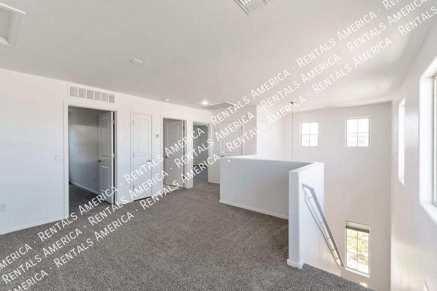 Building Photo - 6952 W Hedge Rose Dr
