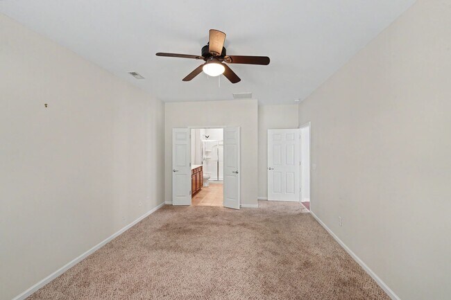 Building Photo - Beautiful 2BR Home in Sun City Carolina Lakes 55+ Community