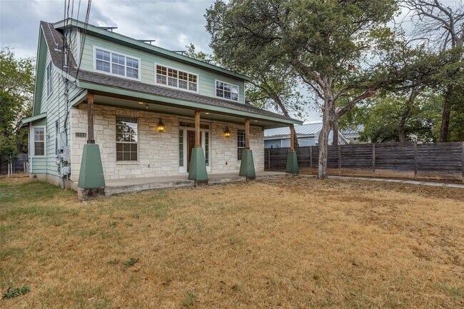 Building Photo - 1604 Walnut Ave
