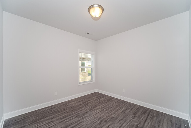 Building Photo - 3208 Jordan Farm Cir