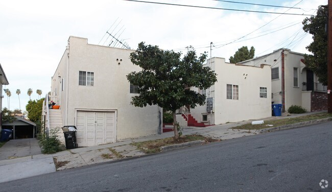 Primary Photo - 1421 Sutherland St