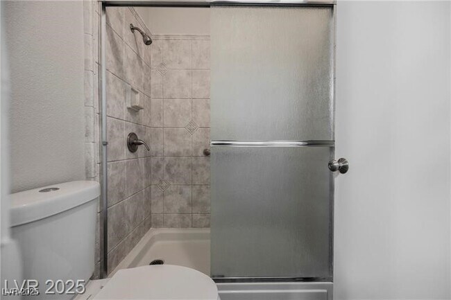 Building Photo - 5112 Jordan Frey St
