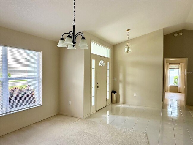 Building Photo - 5024 Southern Pine Cir