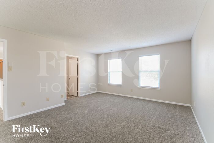 Building Photo - 11815 Buck Creek Cir