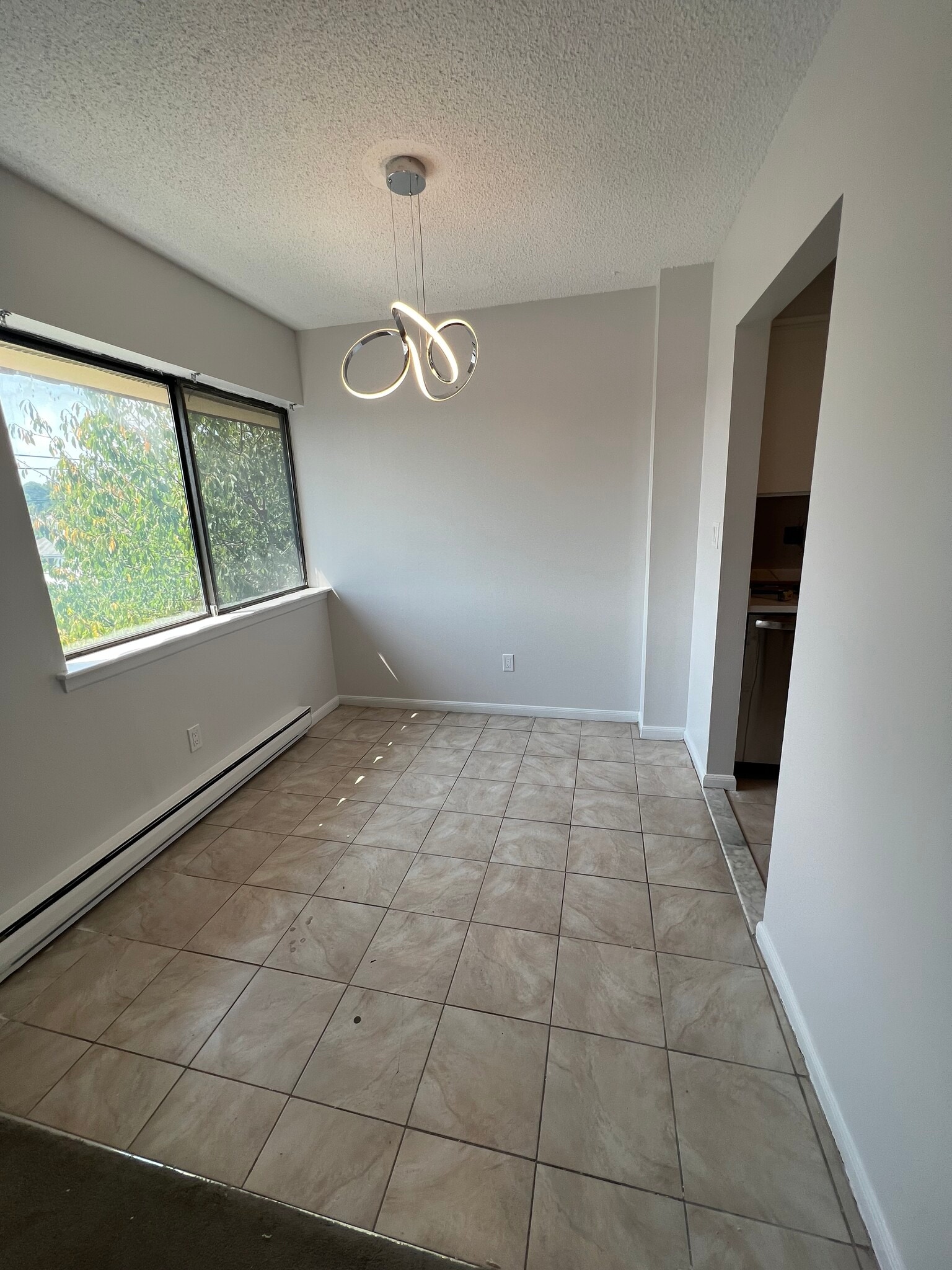 Building Photo - 300 Seaside Ave