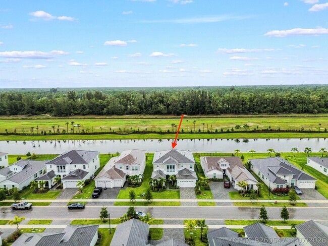 Building Photo - 15030 Wildwood Cir