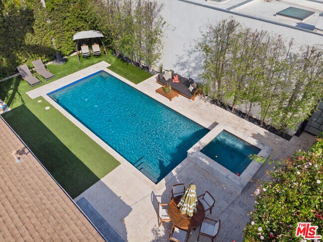 Building Photo - 1348 Morningside Wy