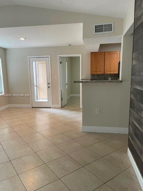 Building Photo - 10500 SW 155th Ct