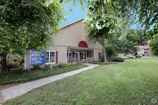 Building Photo - Park Crest Apartments