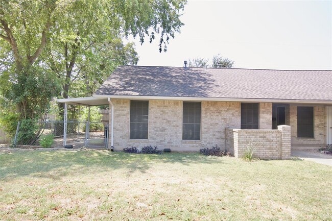 Primary Photo - 2203 Lanier Dr