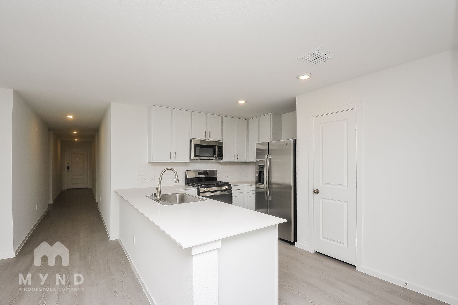 Building Photo - 2753 Mistwood Dr