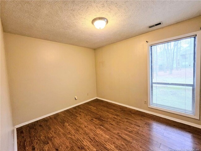 Building Photo - 1861 Tryon Dr