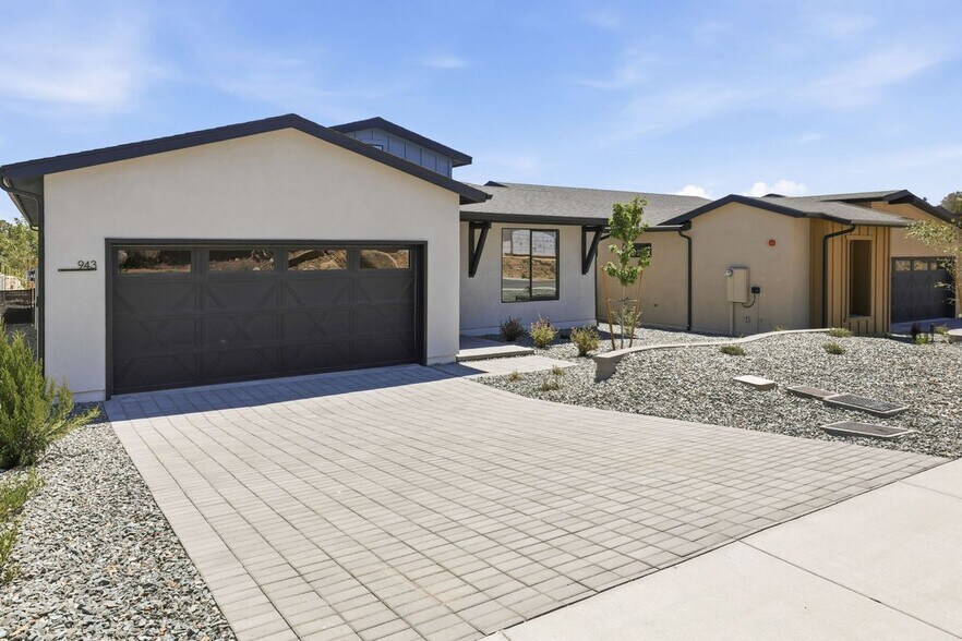Building Photo - 943 Cumberwood Ct