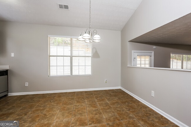 Building Photo - 4150 Riverbank Ct