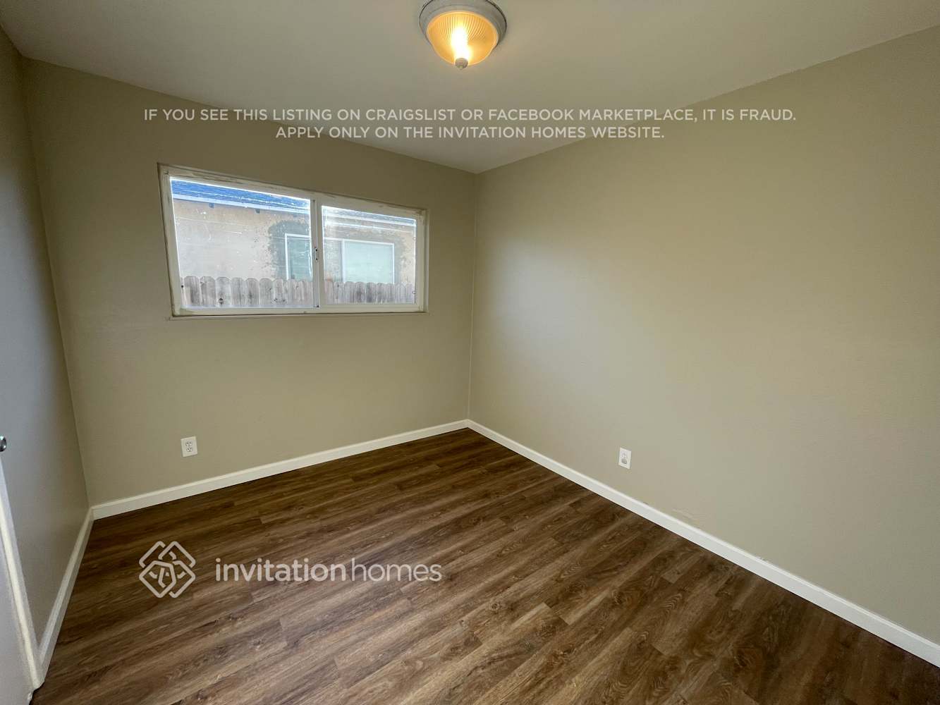 Building Photo - 452 Ladera Dr