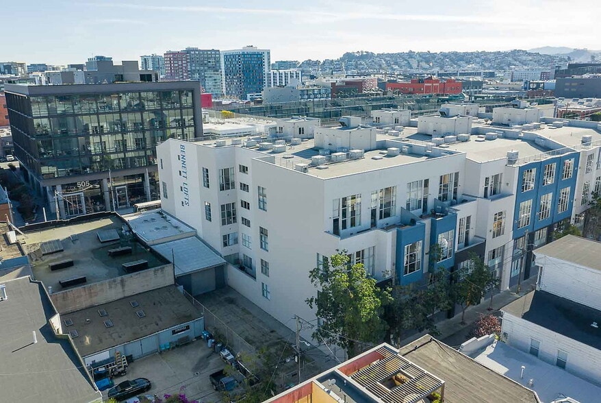 Building Photo - Bennett Lofts