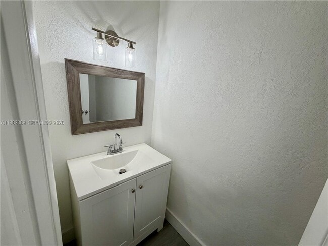 Building Photo - 7155 W 2nd Way