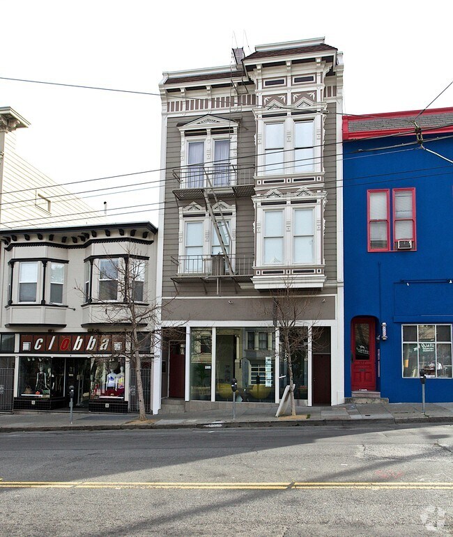 Building Photo - 593 Castro St
