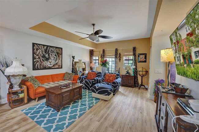 Building Photo - 617 SW 2nd Dr