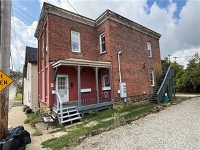 Building Photo - 211 S Wade Ave