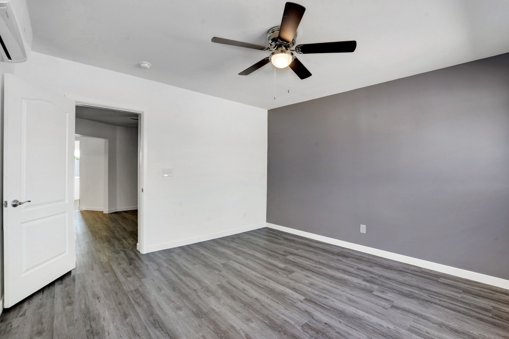 master bedroom - 1774 Willow Trl