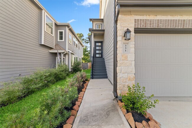 Building Photo - 331 E Coralburst Lp