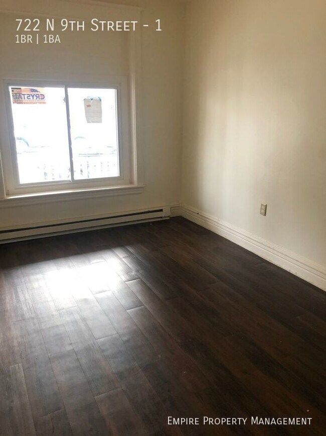 Building Photo - 722 N Ninth St