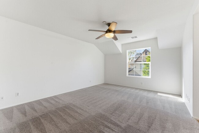 Building Photo - Charming Three Vines Condo with Fresh Upgrades