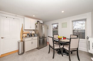 Building Photo - 361 Miller Ave