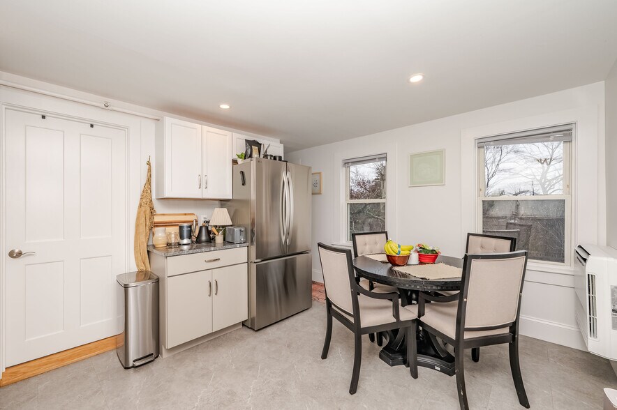 Primary Photo - 361 Miller Ave