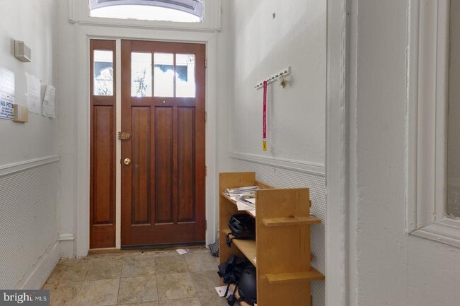 Building Photo - 3953 Baltimore Ave