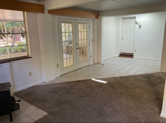 Building Photo - 3 Bed/ 3 bath Home in Duckpond