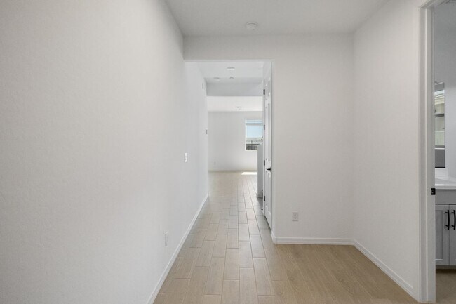 Building Photo - North Pointe Vistcancia