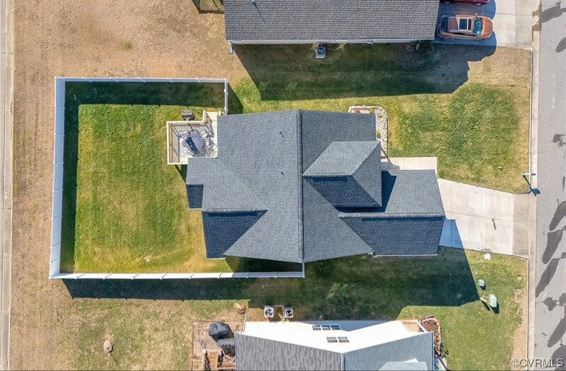 Building Photo - 3913 Lighthouse Ln