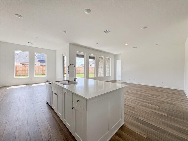 Building Photo - 30939 Spring Lily Wy