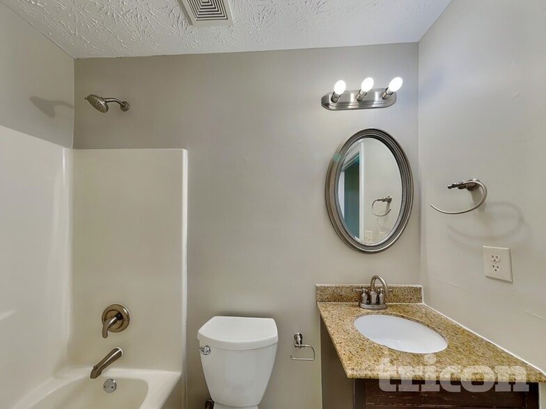 Building Photo - 5378 Fawn Ivey Ln