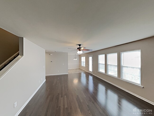 Building Photo - 4676 Midstream Crossing Dr