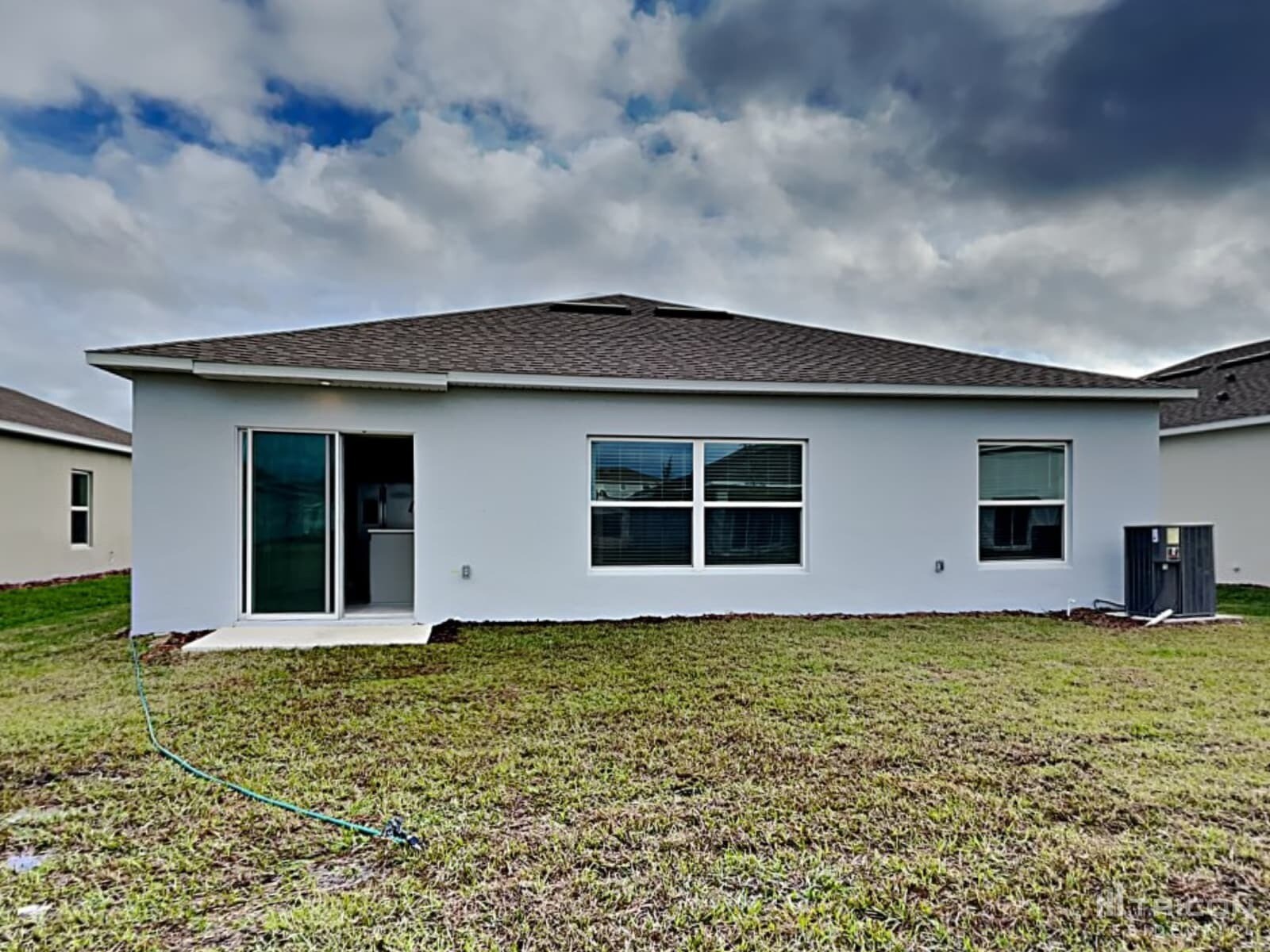 Building Photo - 212 Garnet Ave