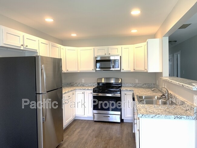 Building Photo - 1753 Horizon Ln