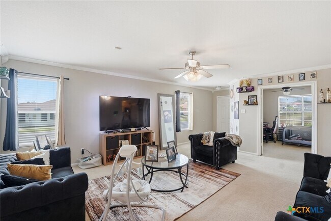 Building Photo - 2900 Blackburn Dr