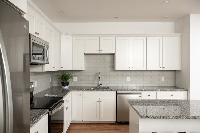 Building Photo - 309 Chief Justice Cushing Hwy