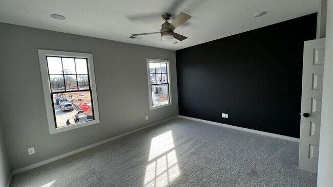 Building Photo - Luxury 3BR/3BA Townhome in Spain Park School District – Available Now